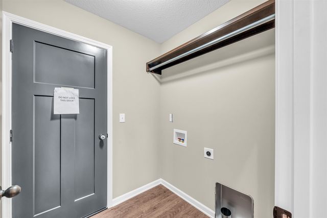 2594 Spring Meadows Ct, Derby, KS 67037