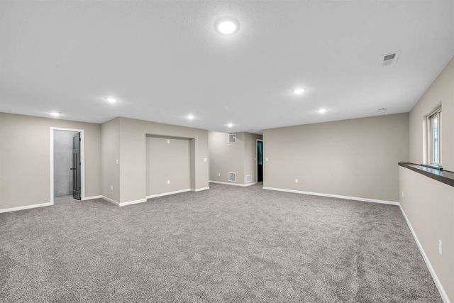 2594 Spring Meadows Ct, Derby, KS 67037