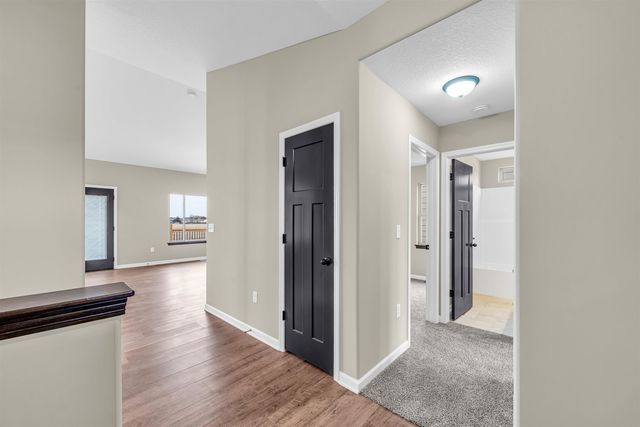 2594 Spring Meadows Ct, Derby, KS 67037