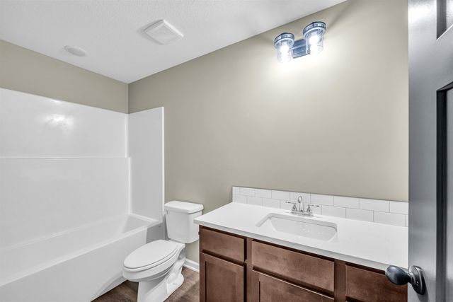 2594 Spring Meadows Ct, Derby, KS 67037