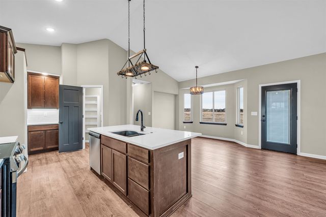 2594 Spring Meadows Ct, Derby, KS 67037