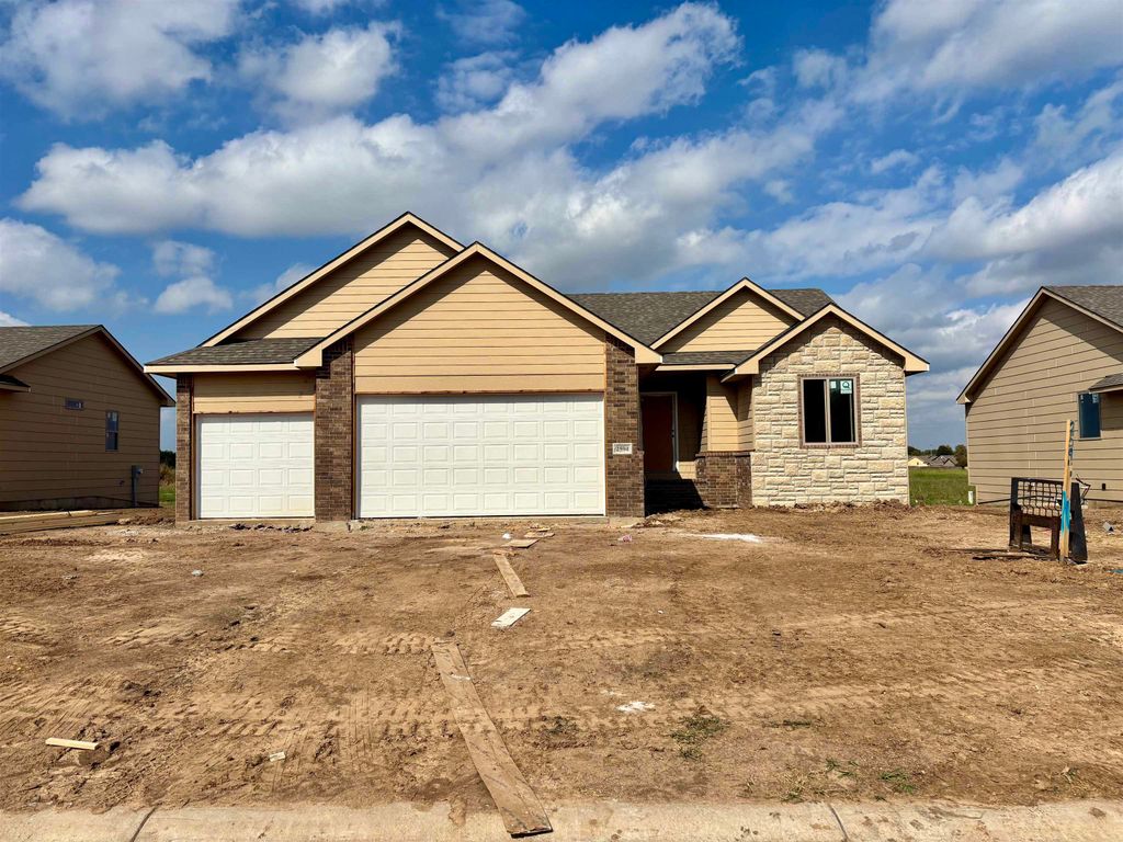 2594 Spring Meadows Ct, Derby, KS 67037