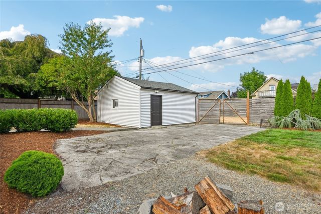 5009 Yakima Avenue, Tacoma, WA 98408