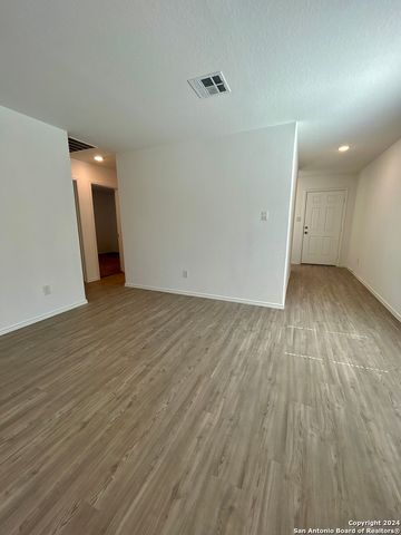 740 BULLSNAKE TRL, New Braunfels, TX 78132