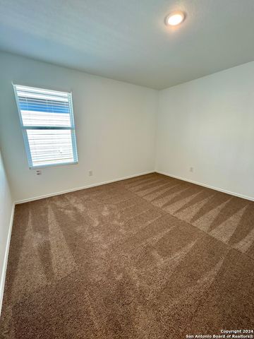 740 BULLSNAKE TRL, New Braunfels, TX 78132