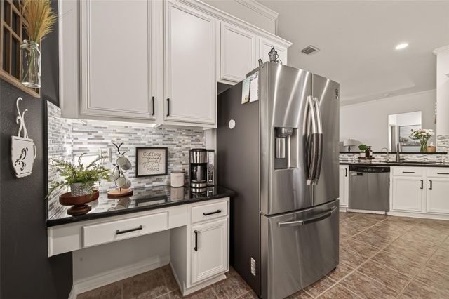 1135 Northwick Drive, Pearland, TX 77584