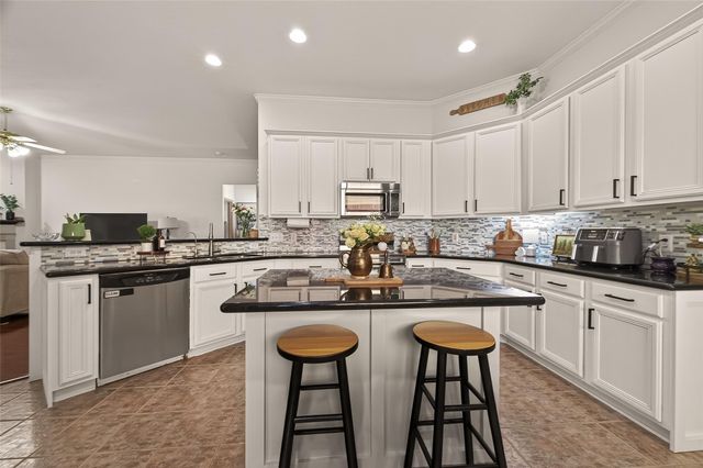 1135 Northwick Drive, Pearland, TX 77584