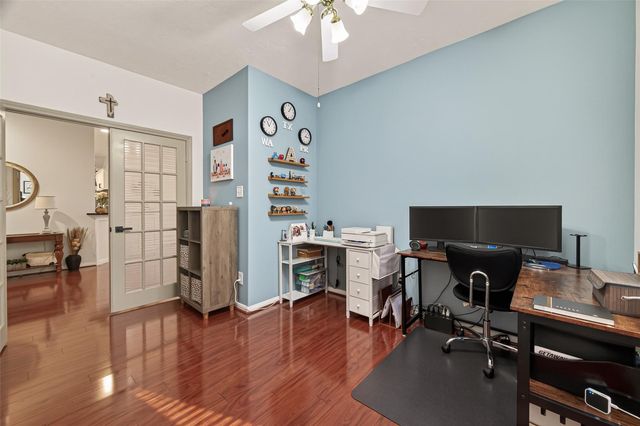 1135 Northwick Drive, Pearland, TX 77584