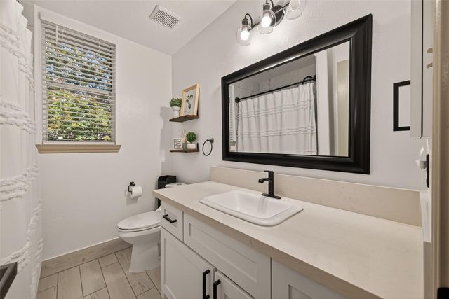 1135 Northwick Drive, Pearland, TX 77584