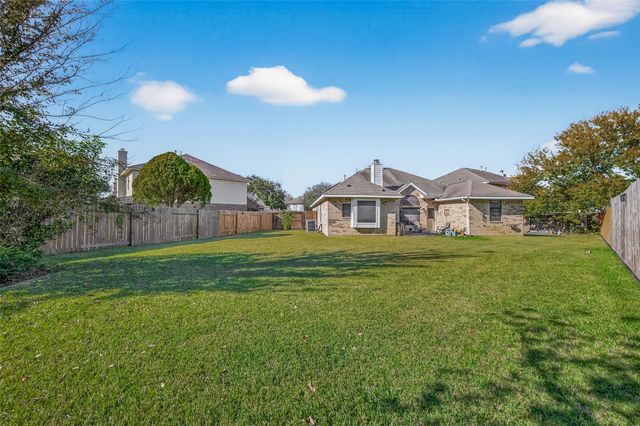 1135 Northwick Drive, Pearland, TX 77584
