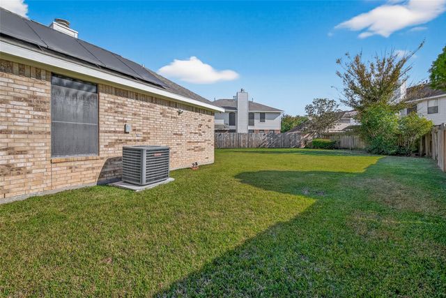 1135 Northwick Drive, Pearland, TX 77584