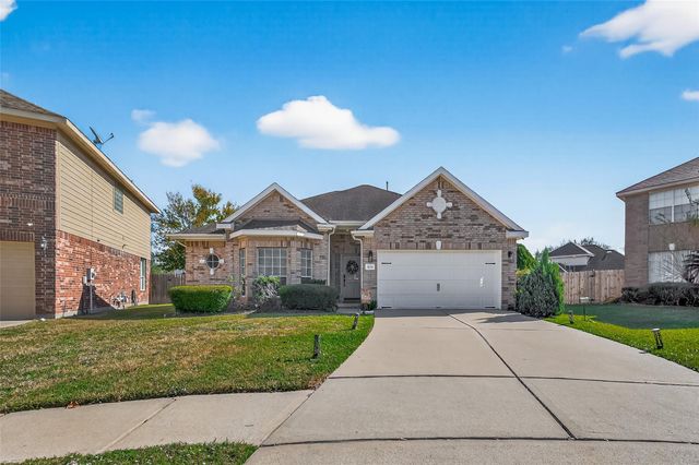 1135 Northwick Drive, Pearland, TX 77584