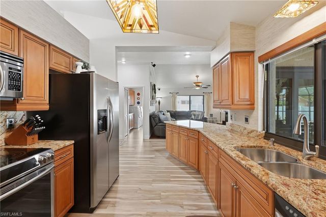 2118 SW 12th AVE, Cape Coral, FL 33991