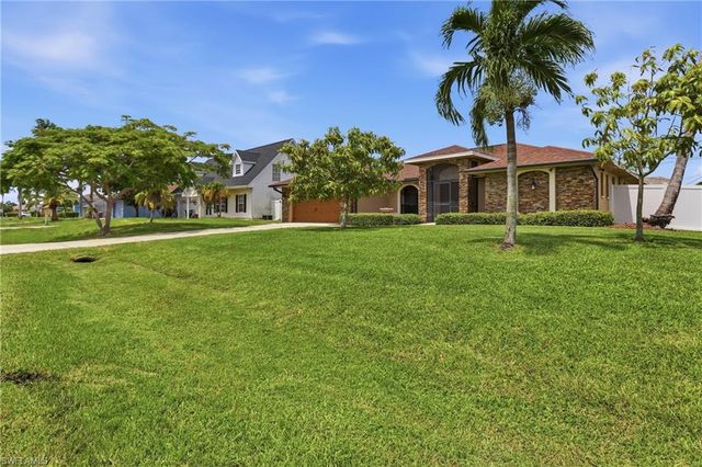 2118 SW 12th AVE, Cape Coral, FL 33991