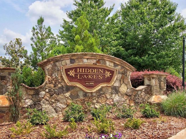 111 Trick Ski Lane, Statesville, NC 28677