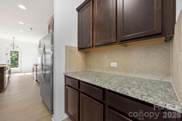 111 Trick Ski Lane, Statesville, NC 28677