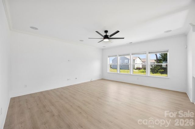 111 Trick Ski Lane, Statesville, NC 28677