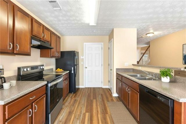 699 Georgetown Court, Jonesboro, GA 30236