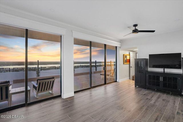 2828 N Atlantic Ave Unit 2105, Daytona Beach, FL 32118