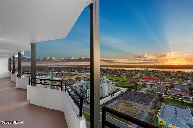 2828 N Atlantic Ave Unit 2105, Daytona Beach, FL 32118