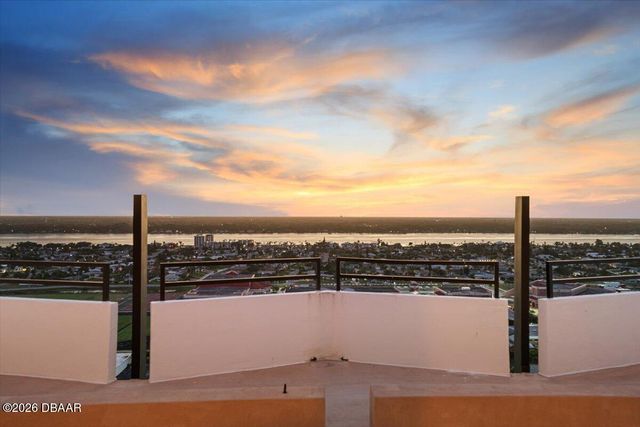 2828 N Atlantic Ave Unit 2105, Daytona Beach, FL 32118