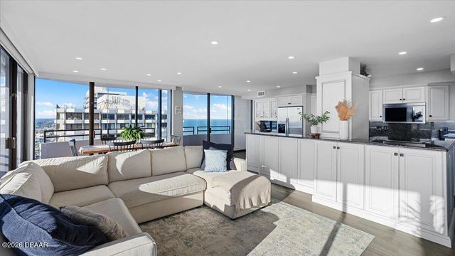 2828 N Atlantic Ave Unit 2105, Daytona Beach, FL 32118