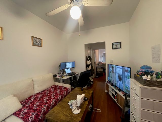 677.5 W Wrightwood Avenue 3N, Chicago, IL 60614