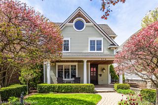 570 Pierce Street, Birmingham, MI 48009