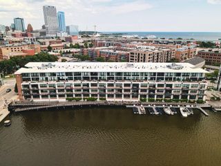 311 E Erie STREET #425, Milwaukee, WI 53202