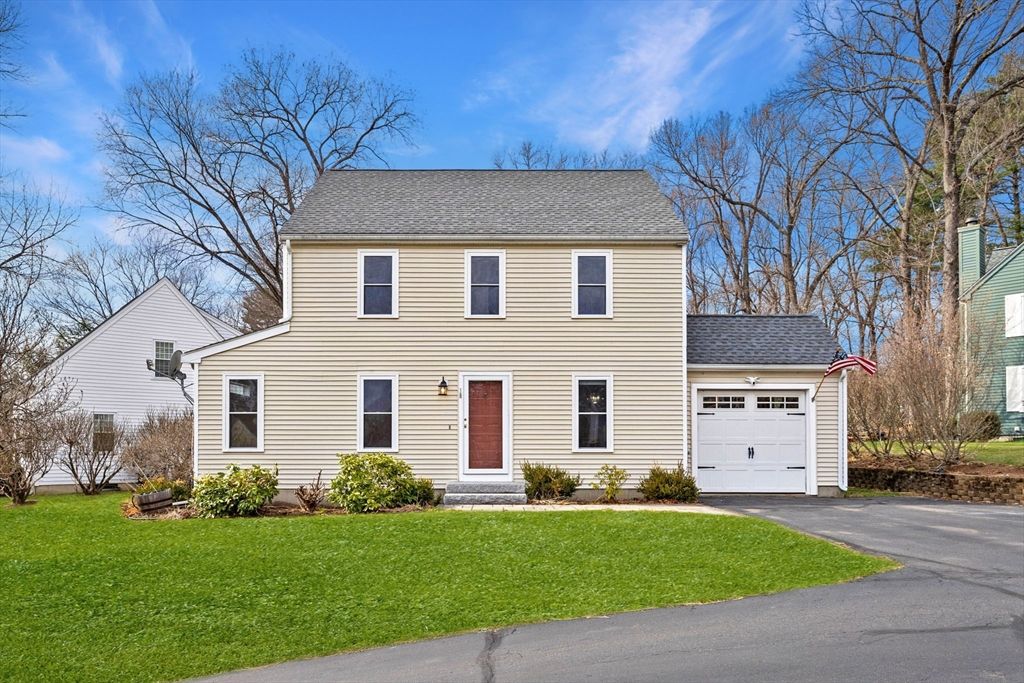 18 Blueberry Lane, Hudson, MA 01749