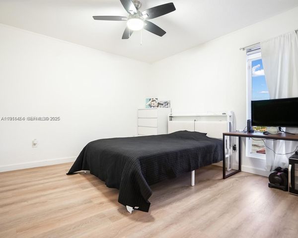 5629 SW 7th St, Miami, FL 33134