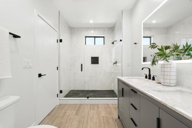3337 Shankar Aly, Sacramento, CA 95817