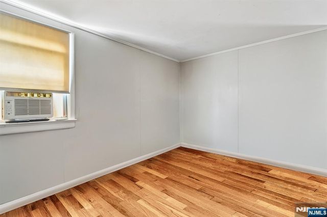 103 Glenbrook Parkway, Englewood, NJ 07631