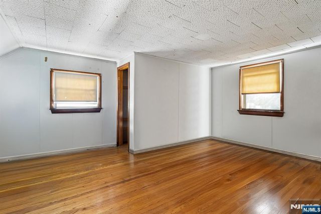103 Glenbrook Parkway, Englewood, NJ 07631