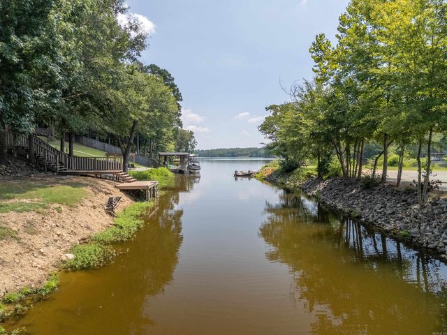 109 Chisholm Trail, Hot Springs, AR 71913