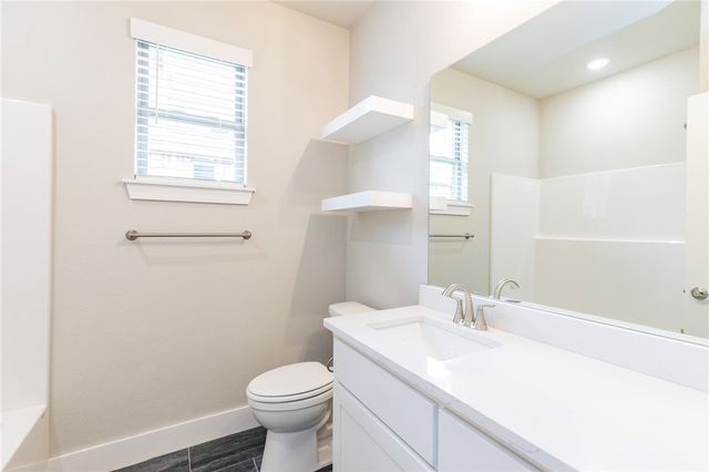 2105 N Chanae Street, Siloam Springs, AR 72761