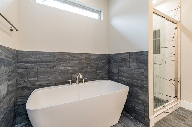 2105 N Chanae Street, Siloam Springs, AR 72761
