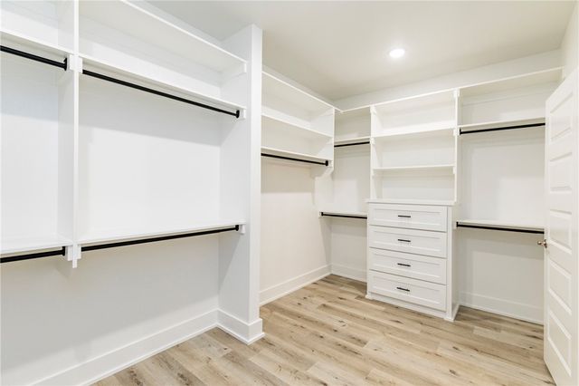 2105 N Chanae Street, Siloam Springs, AR 72761