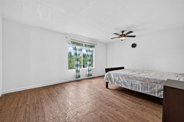 12706 Braewood Glen Lane, Houston, TX 77072