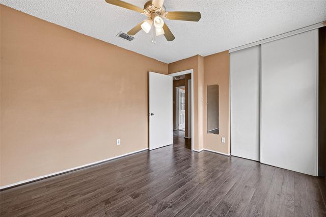 12706 Braewood Glen Lane, Houston, TX 77072