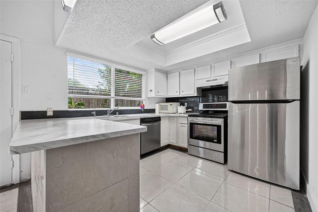 12706 Braewood Glen Lane, Houston, TX 77072