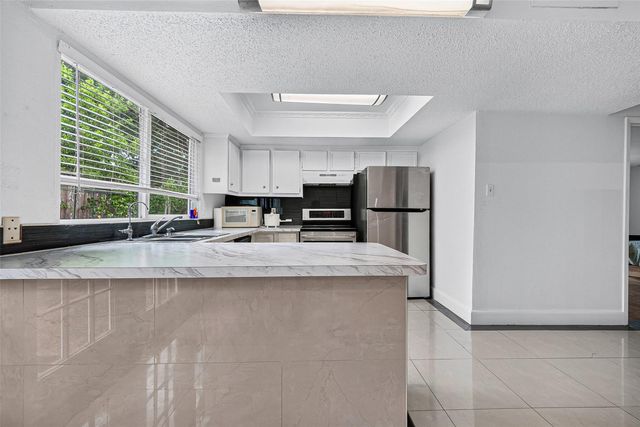 12706 Braewood Glen Lane, Houston, TX 77072