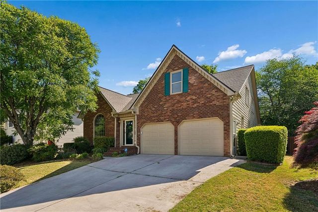 2228 Concord Square NE, Marietta, GA 30062