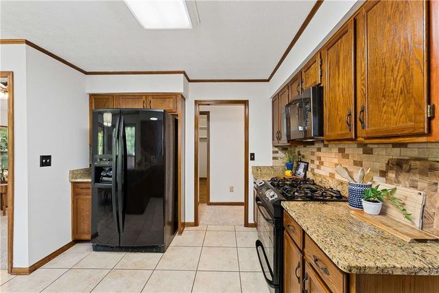 2228 Concord Square NE, Marietta, GA 30062