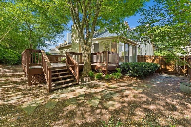 2228 Concord Square NE, Marietta, GA 30062