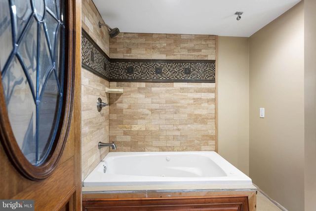 2 N MARKET ST, Seaford, DE 19973