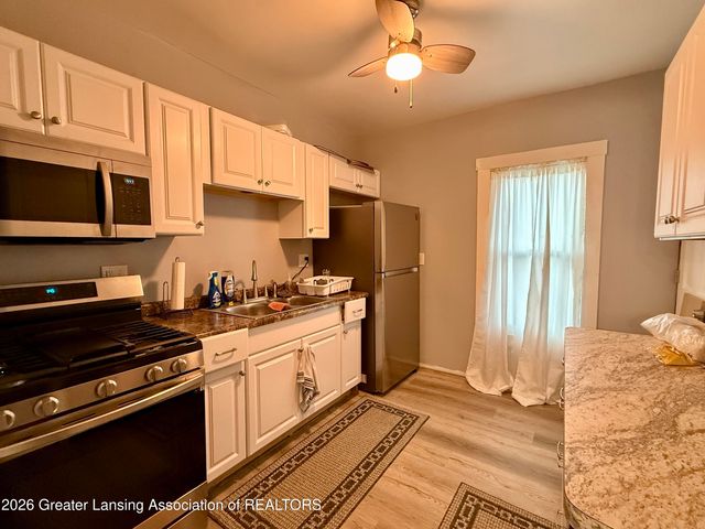 1128 W Ionia Street, Lansing, MI 48915