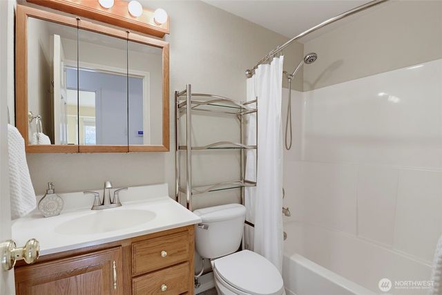 11860 SE 321st Place, Auburn, WA 98092