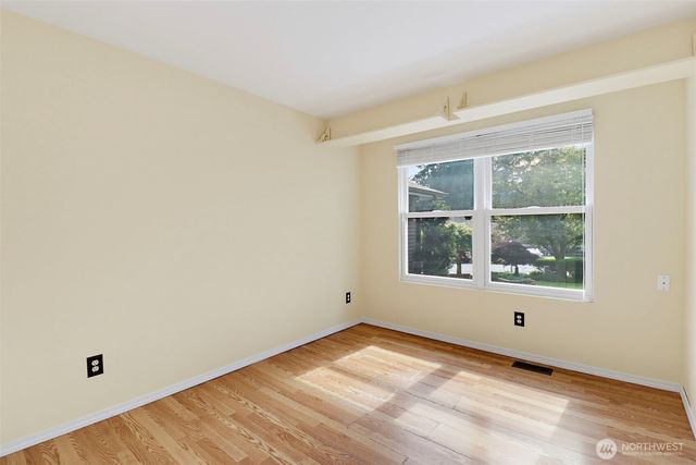 11860 SE 321st Place, Auburn, WA 98092