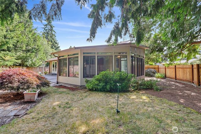 11860 SE 321st Place, Auburn, WA 98092